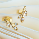 Fine Jungle Ivy Sparkle Leaf Studs