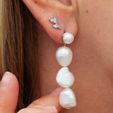 Jungle Ivy Sparkle Leaf Stud Earrings