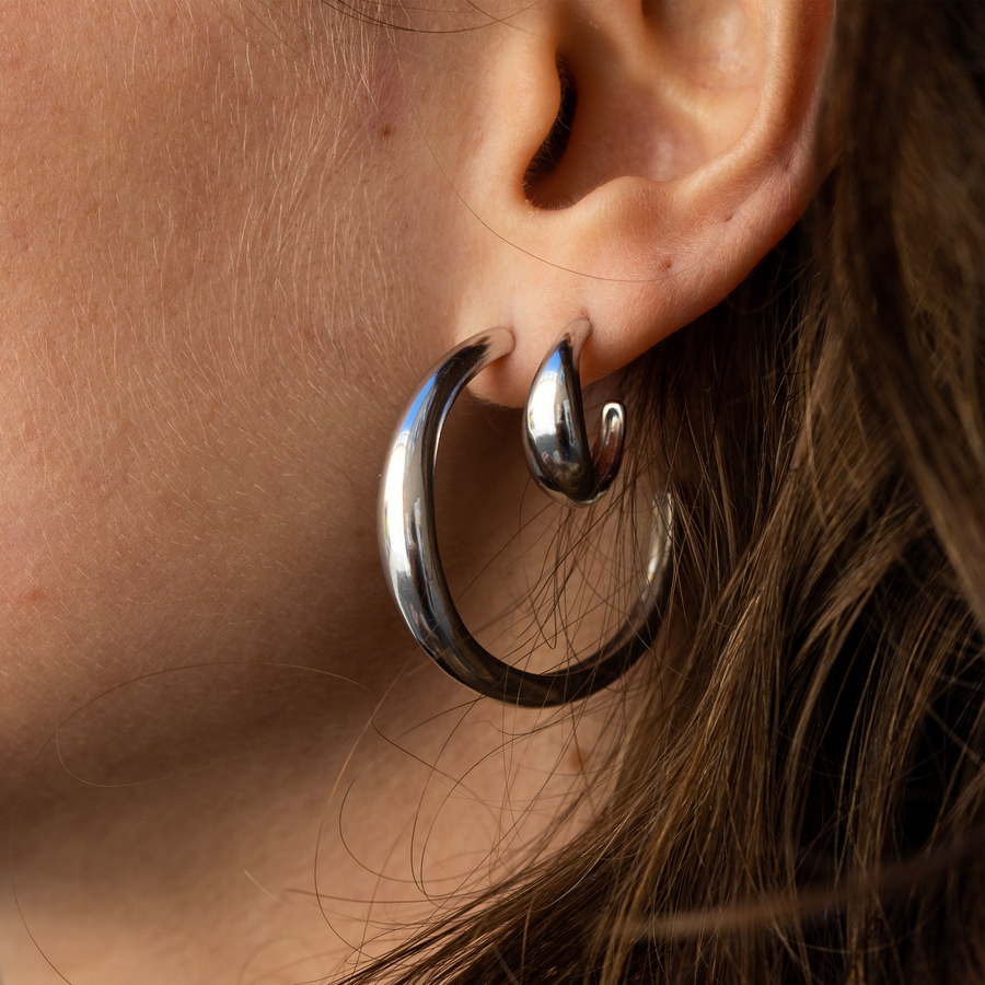 Ocean Flow Polished hoops medium