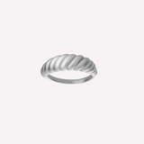 Seashell ring