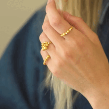 Pebbles ring